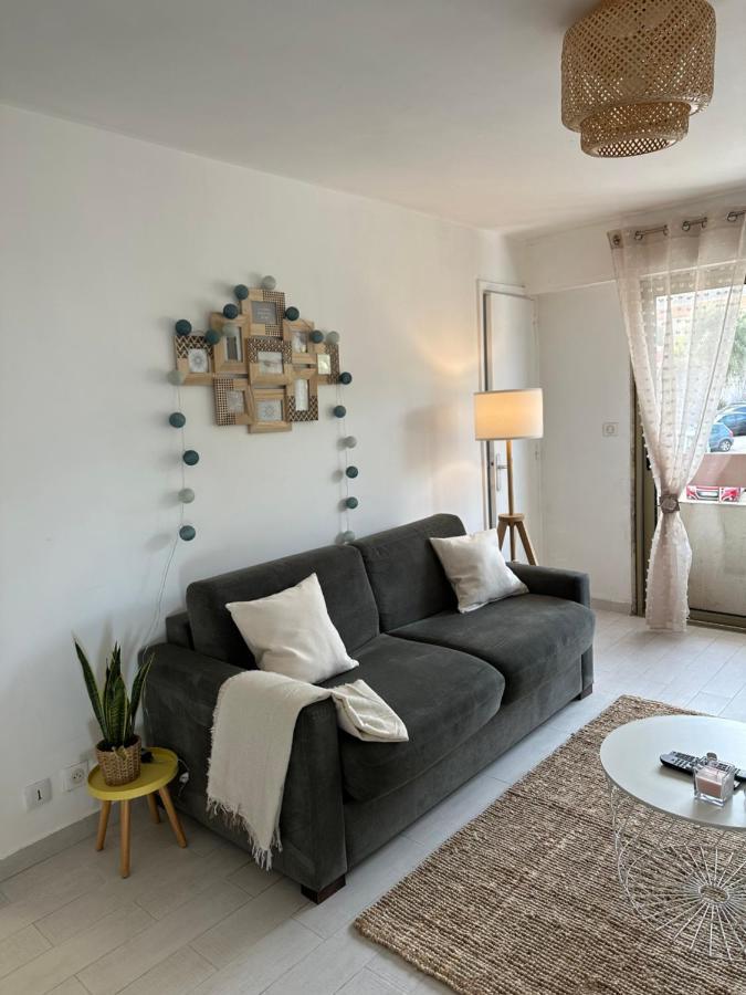 Spacieux Studio A Golfe Juan 2 Minutes Des Plages ヴァロリス エクステリア 写真